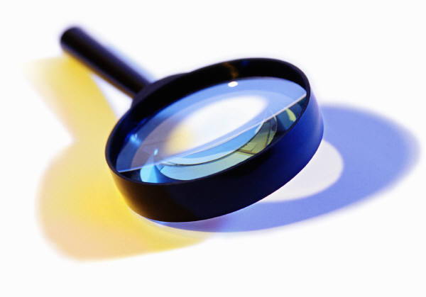 [MagnifyGlass.jpg]