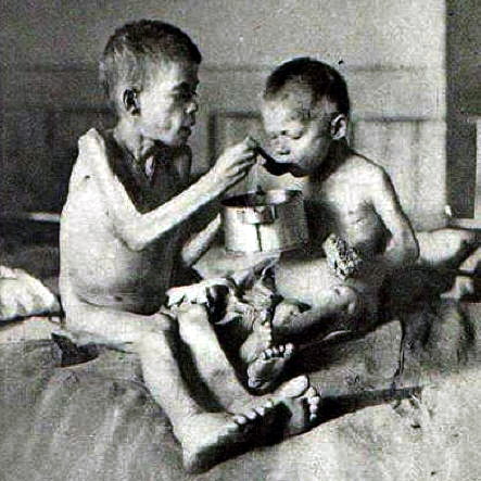 [ukr_famine_children.jpg]