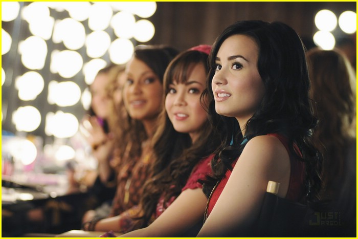 Скачать песни из фильма camp rock отчетный концерт