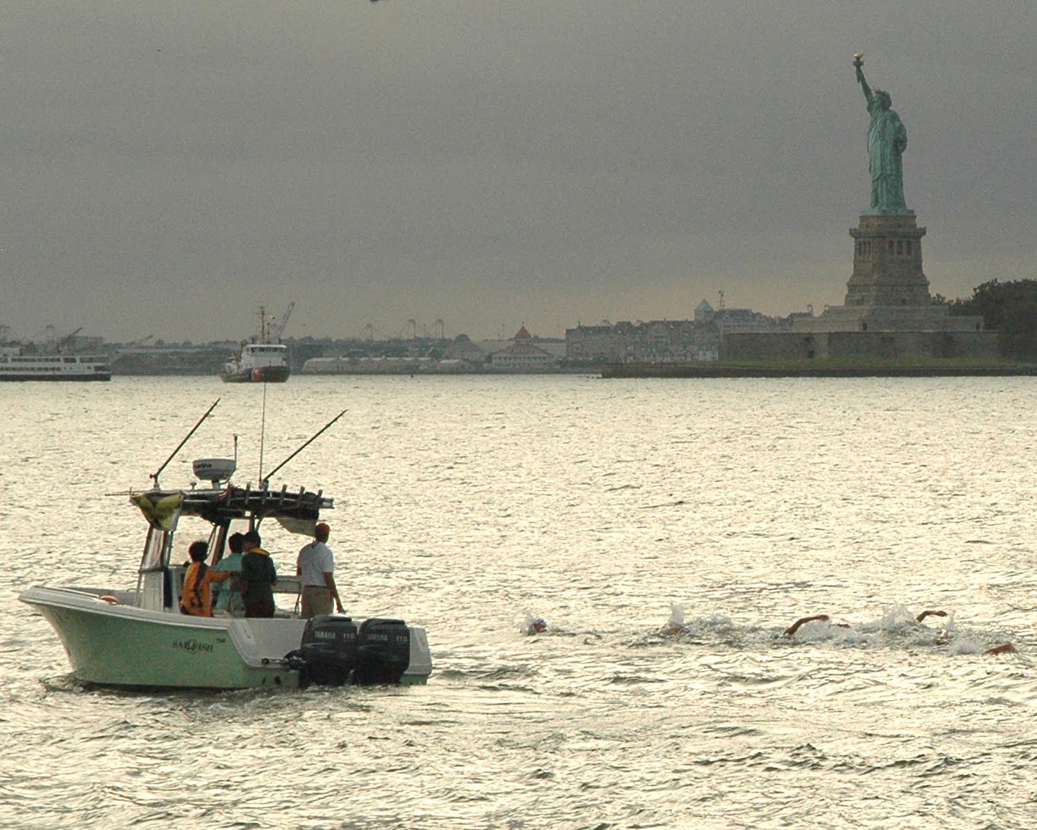 [NYC+Pro+Swim+-+high+resolutin.JPG]