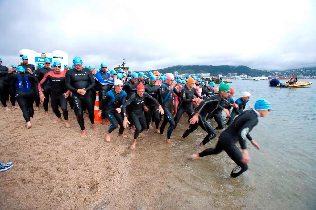 [New+Zealand+ocean+swim+series+on+the+beach.JPG]