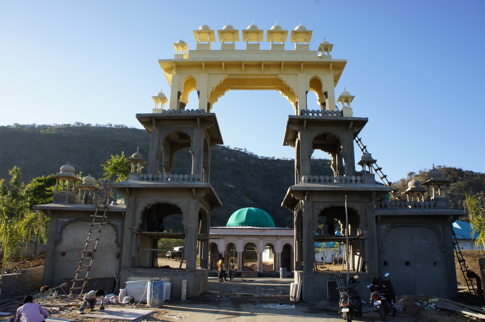 India Adventure Rajasthali Resort and Spa The Gatekeeper's!