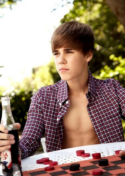 justin bieber hot pics shirtless. wallpaper Justin Bieber