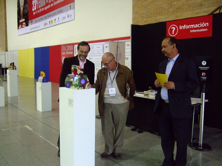 Gustavo Rodríguez García, Director de la Camara Colombiana del Libro visitó la Exposición