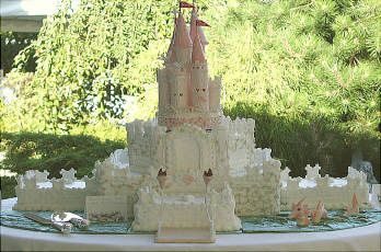 [Cluste+turrets+cake]