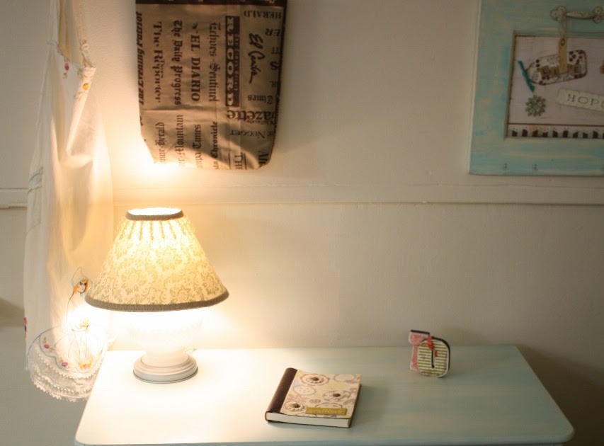 Tattered Butterfly Butterfly Desk