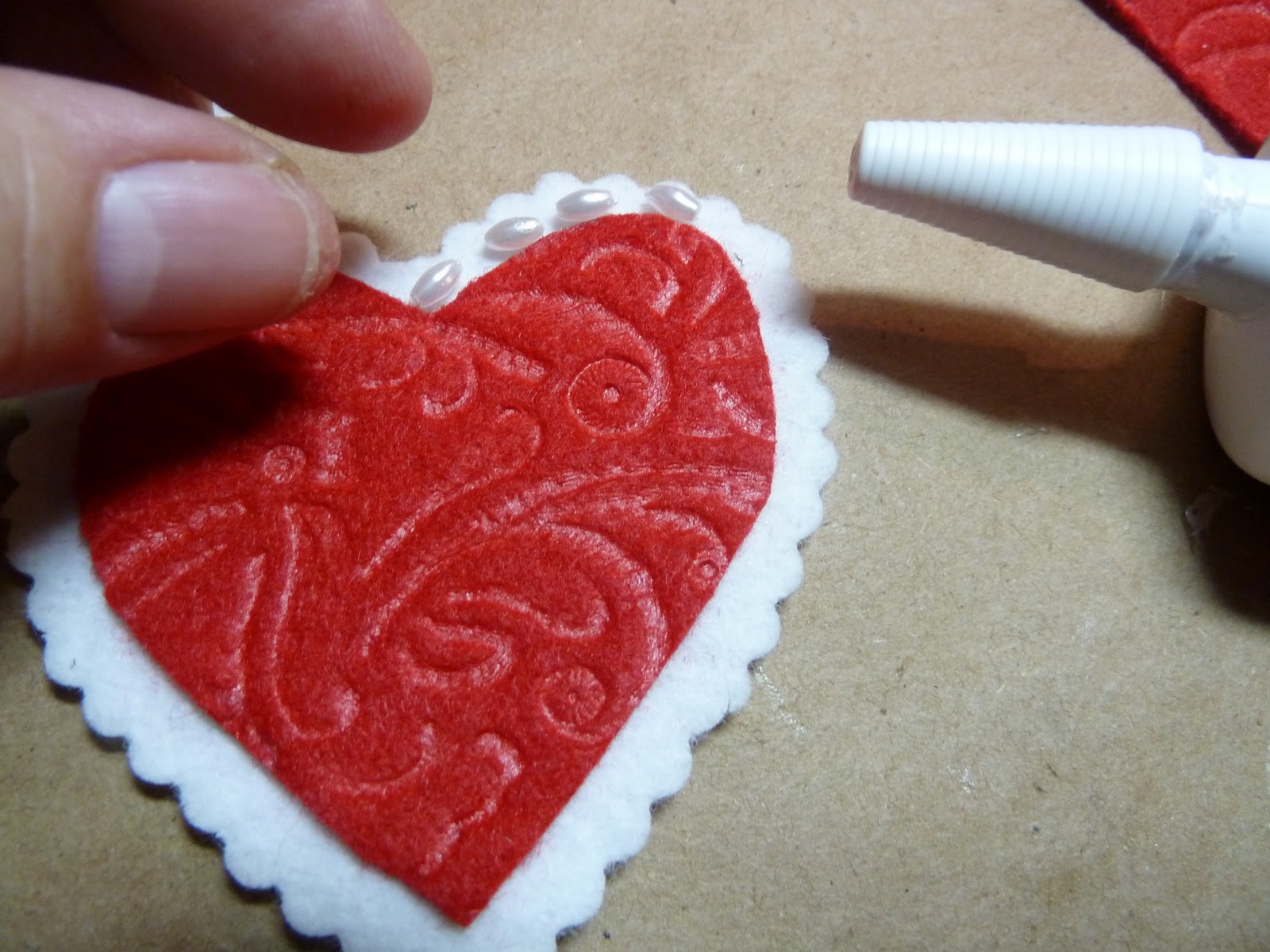 Make it easy crafts Easy felt heart pin