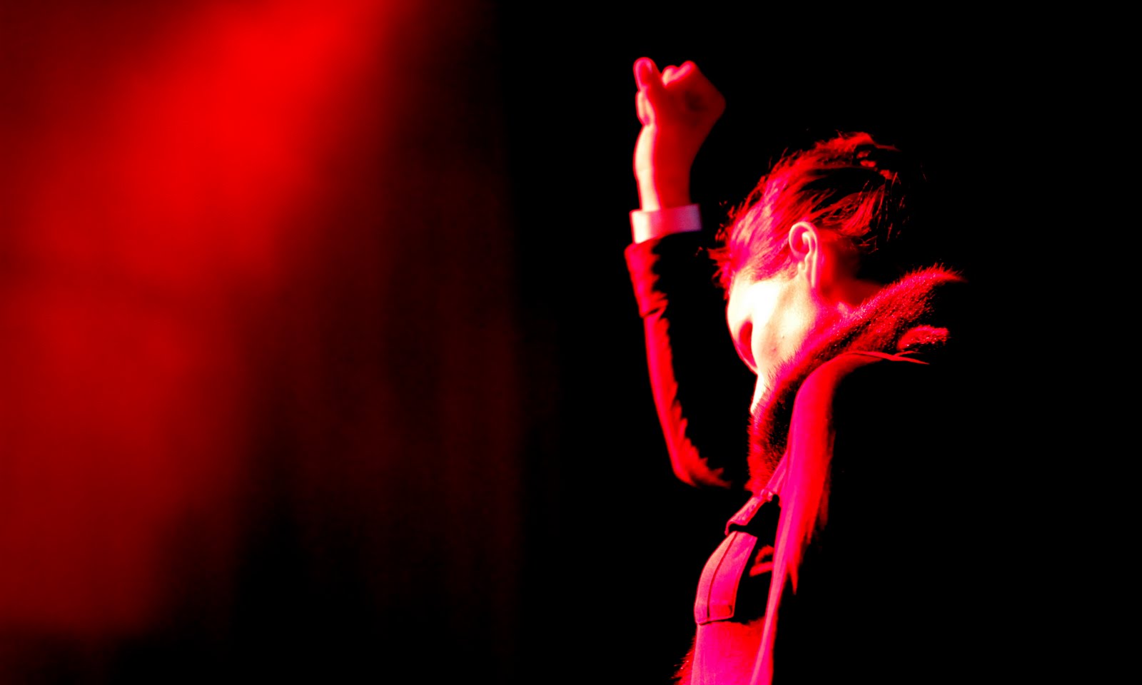 Suncan's daily photo: Red aesthetics