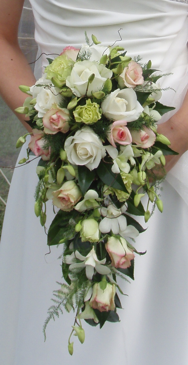 Di Seidel Wedding Flowers Traditional teardrops