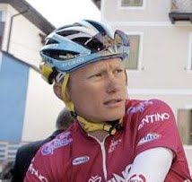 Because Astana is using tartar sauce as chamois cream in order to save money?