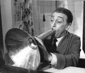 [(101)+VOTANTONIO+TROMBONE+gli+onorevoli+t058.gif]