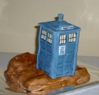 Doctor+who+tardis+cake