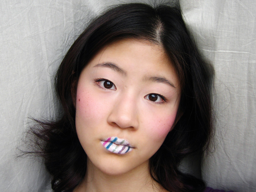 [Glossed+face+(2).jpg]