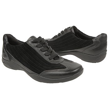 [These+are+old+lady+sneakers,+like+mine.jpg]