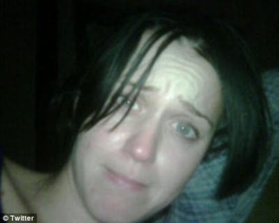 katy perry no makeup russell. Katy Perry pic: Wake without
