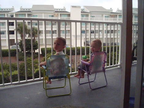 Sittin out on the balcony together:)