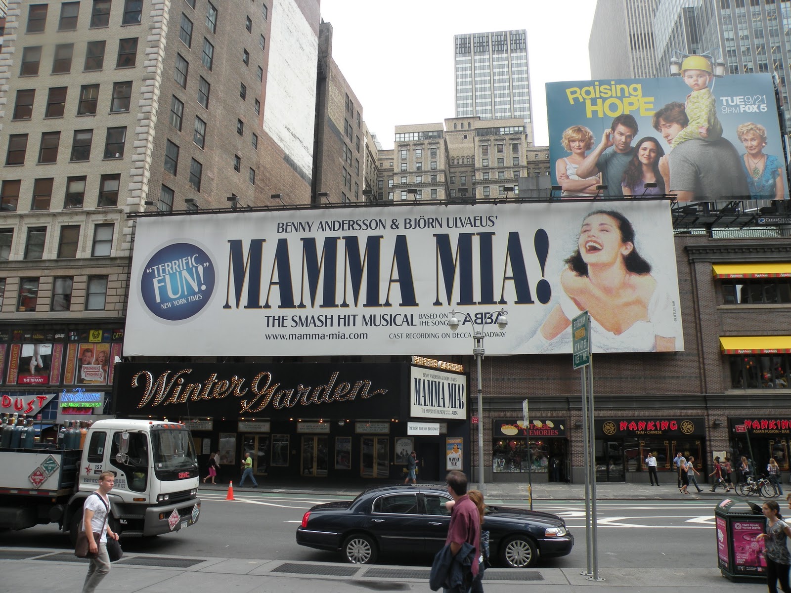 Tour Ny Comigo Winter Garden Broadway Mamma Mia