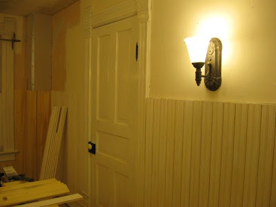 Bathroom Wall Coverings on 1893 Victorian Farmhouse Bathroom Installing Sconces And Priming