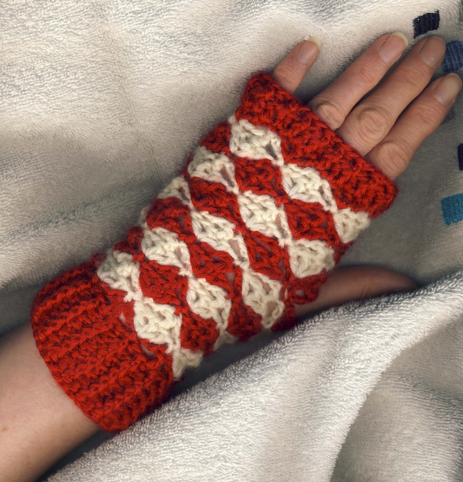 [Harlequin+me+back.jpg]