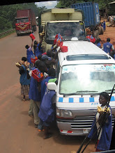 Matatu Passengers Getting Food