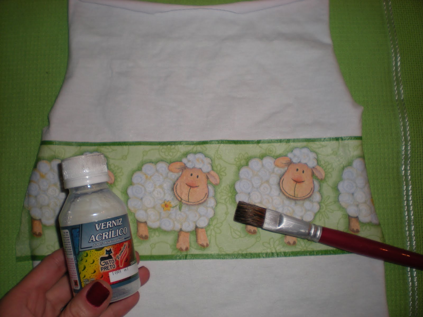 Lily Bird Studio's blog Tutorial Decoupage on fabric