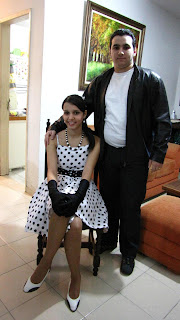 roupas festa anos 60 70 80