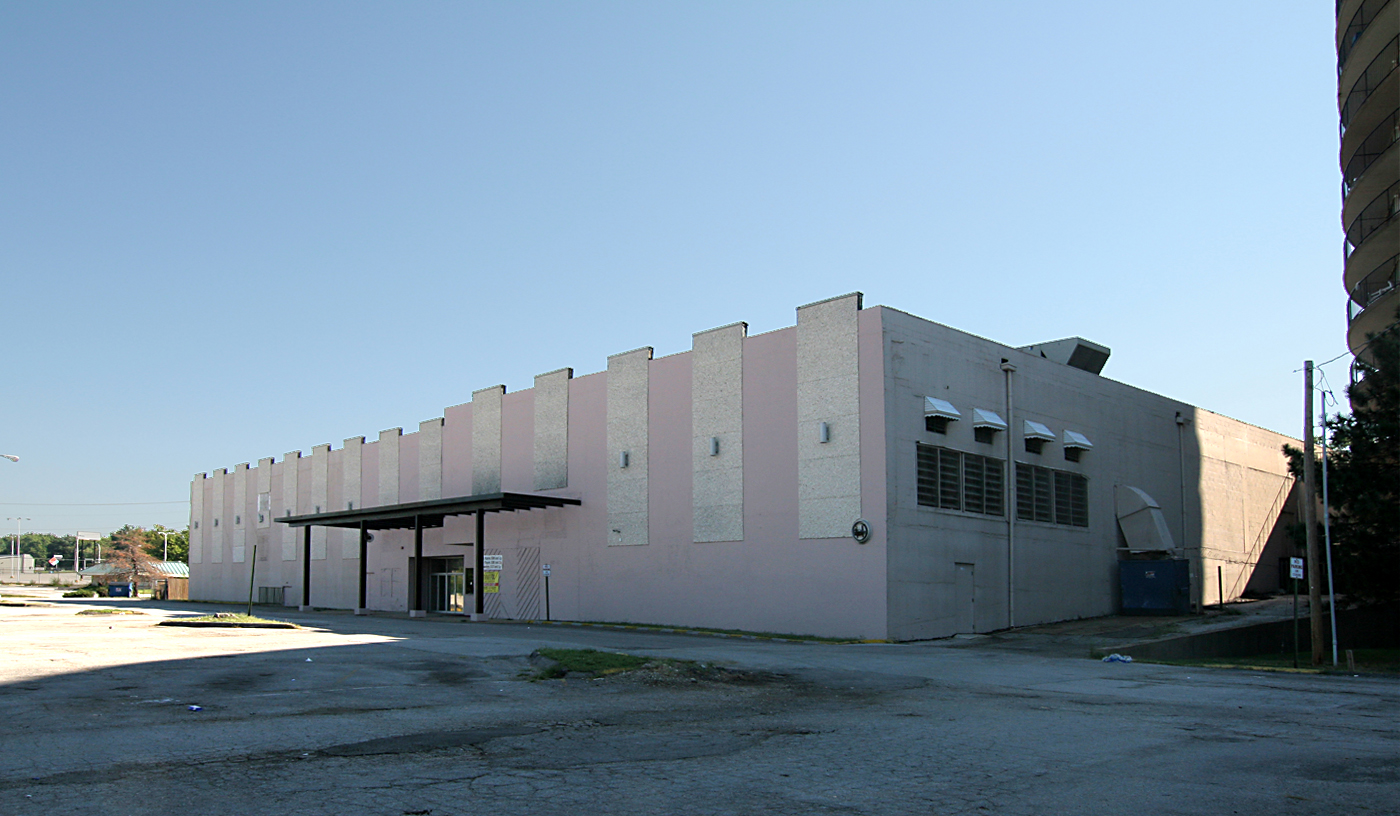 [top+of+the+towers+06.jpg]