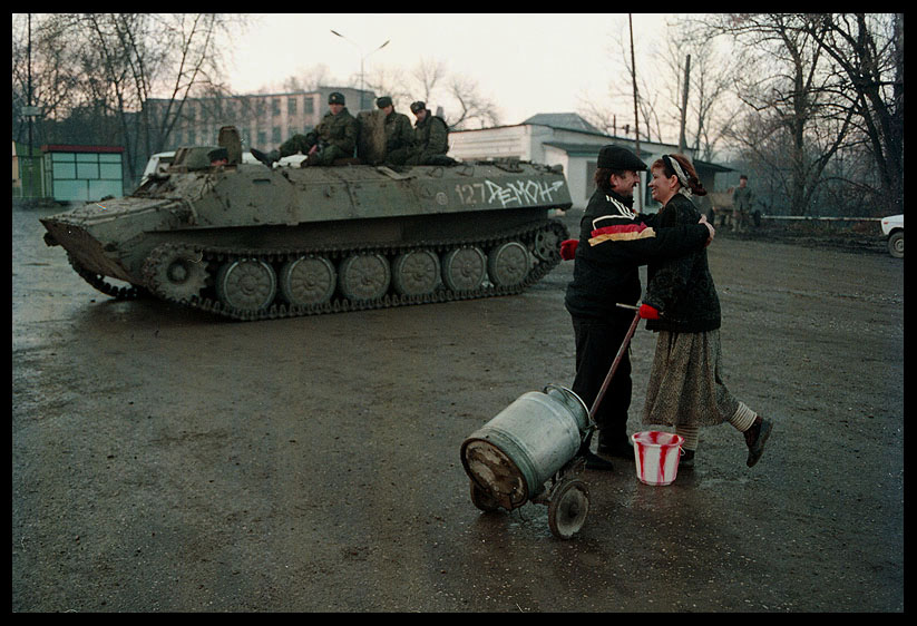 [Che01.jpg]