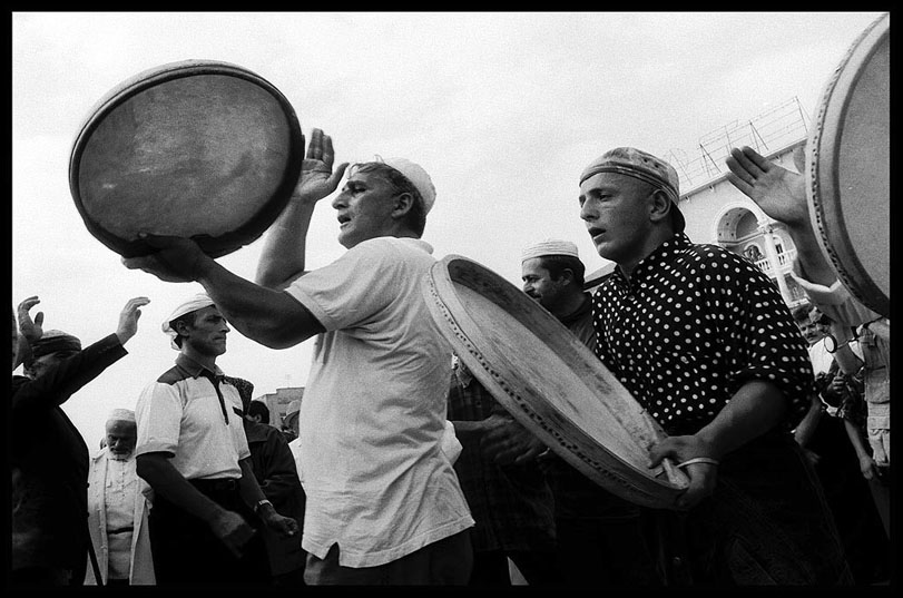 [che006.jpg]