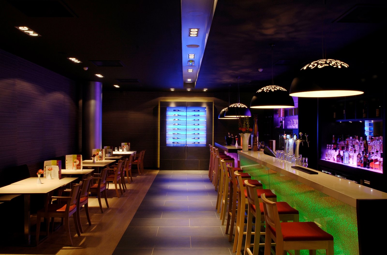 bar+restaurant+mercure+hotel+den+haag (image)