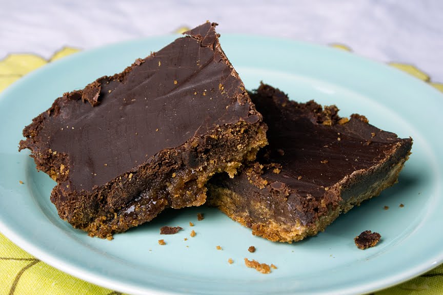 Vegan Delites Chocolate Caramel Graham Cracker Bars
