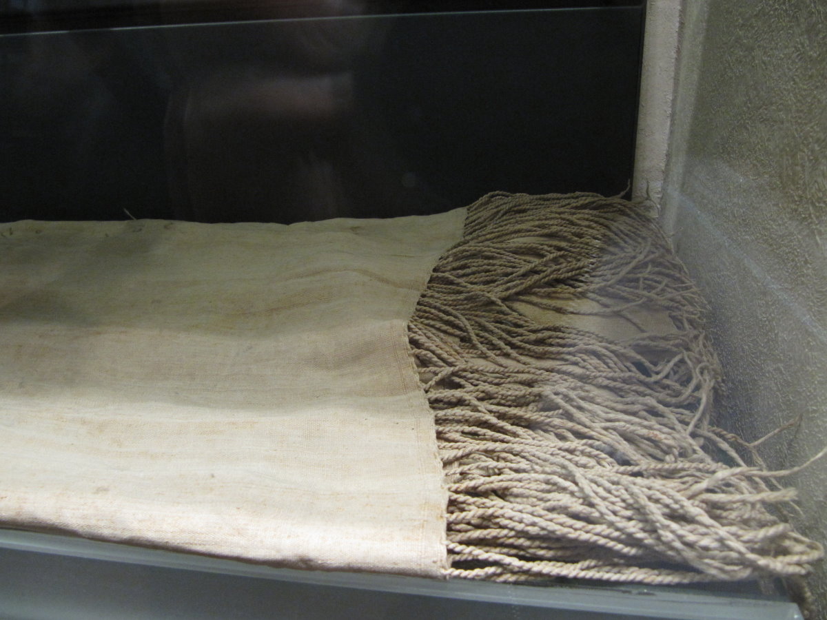 linen weaving