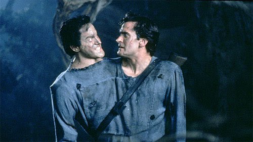 PERRA MUERTE EL EJERCITO DE LAS TINIEBLAS (Army of darkness, 1992) 83´