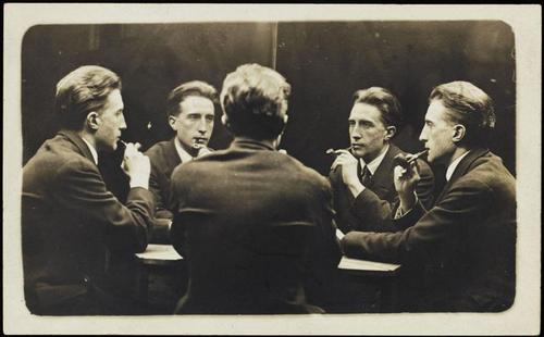 [Marcel+Duchamp,multiple+portrait,1917.jpg]