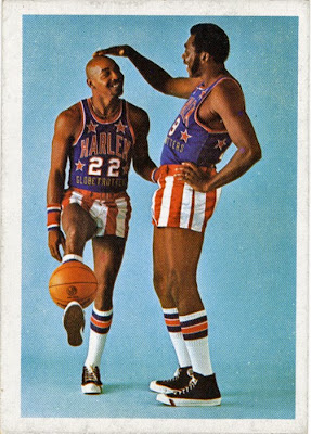 70s music thread 1971+Fleer+Cocoa+Fuffs+Harlem+Globetrotters+%238+Mel+Davis+and+Curly+Neal