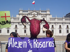 ¡ALEJEN SUS ROSARIOS DE NUESTROS OVARIOS!