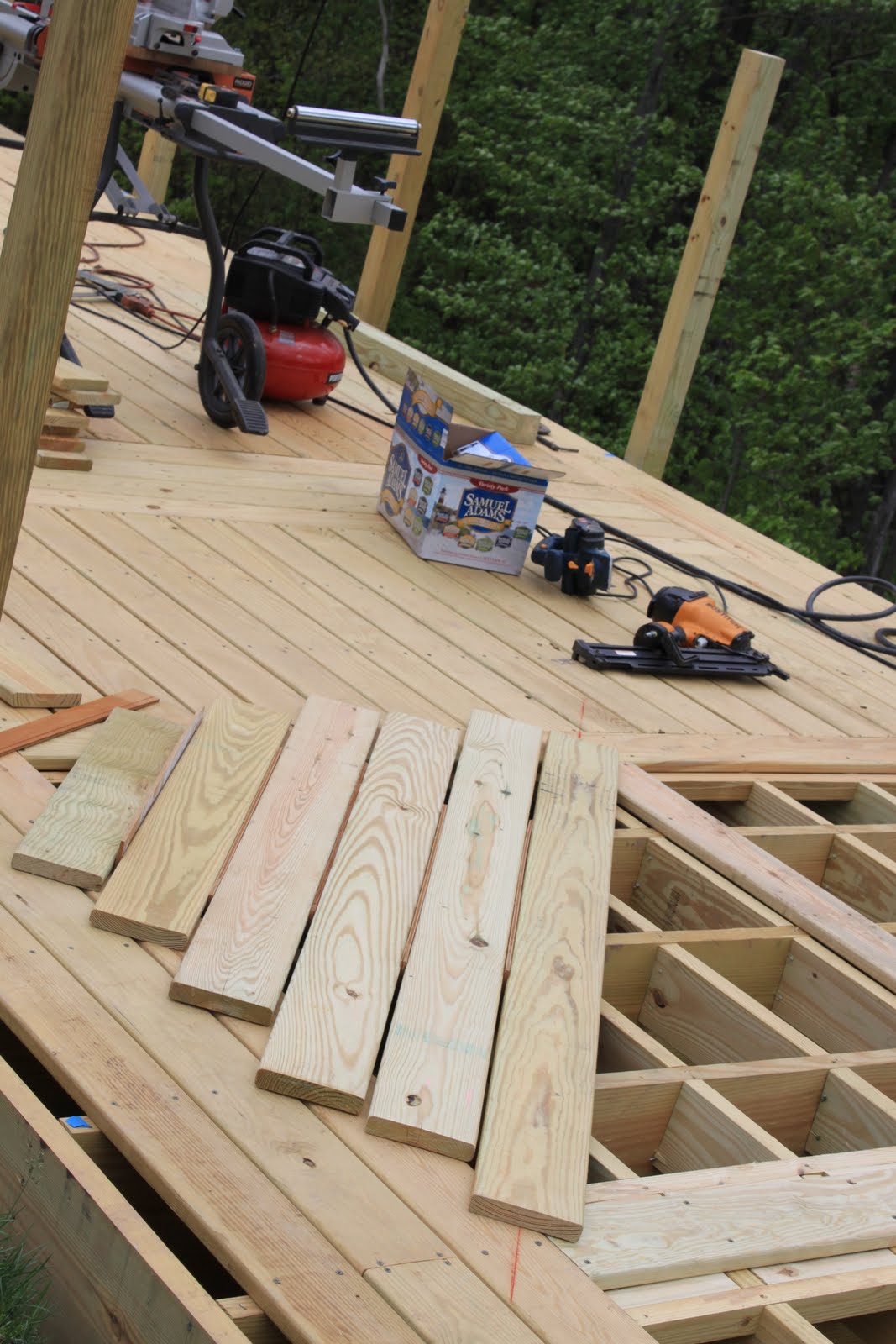 Engutan's Deck Mania Diagonal Floor Boards and Railing Post