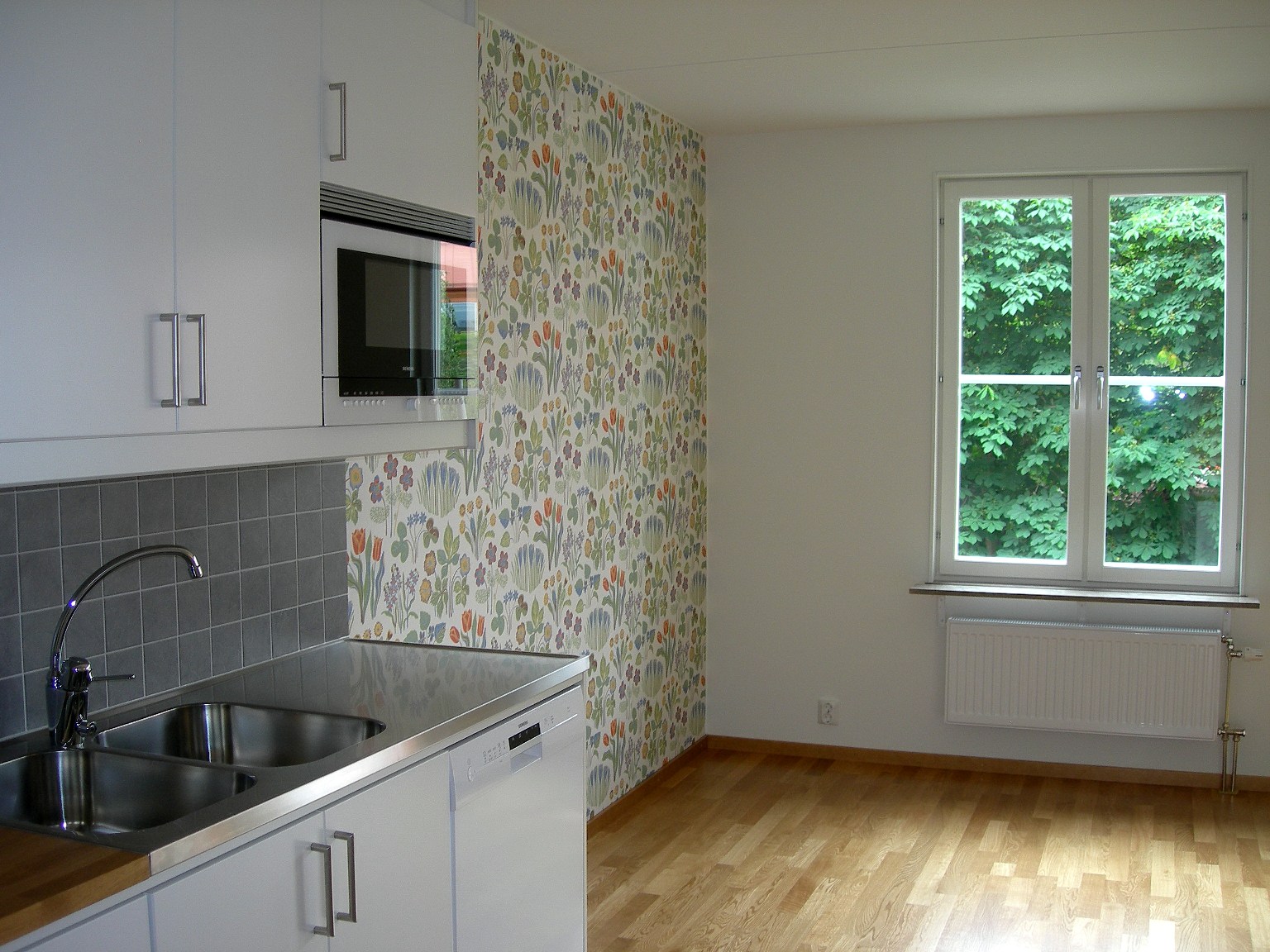 Annika estassy: 5 x josef frank i vår nya trerummare