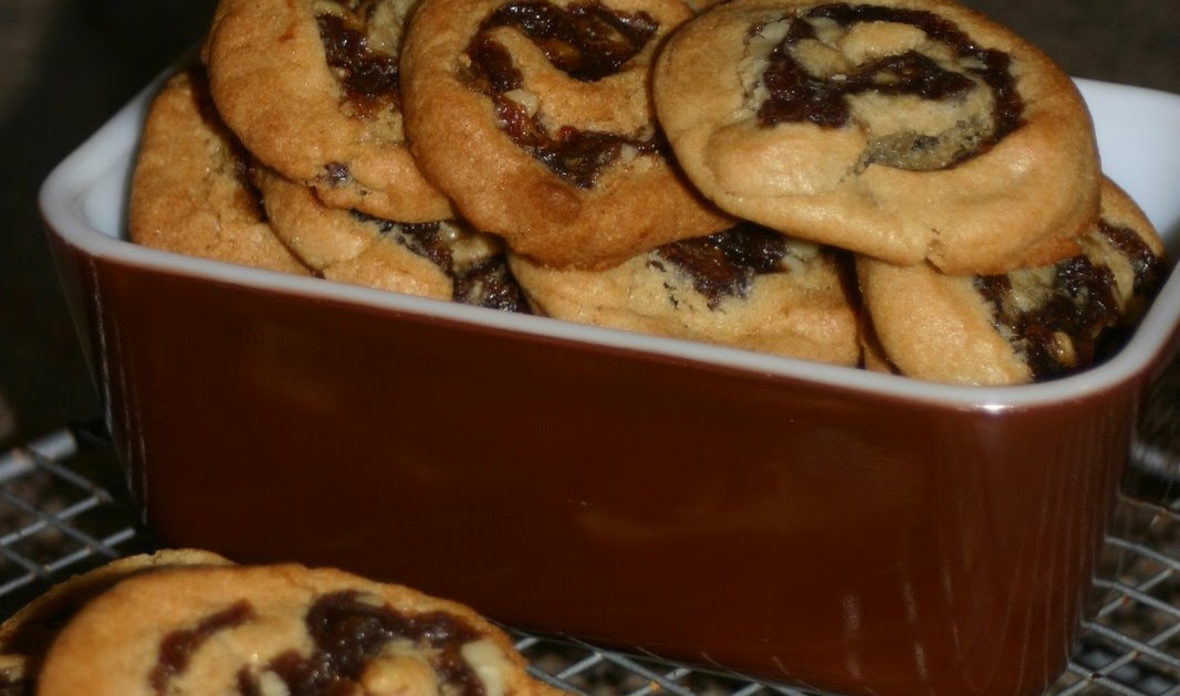 Simply Living and Loving Each Day Baking The best Cooky of 19401945