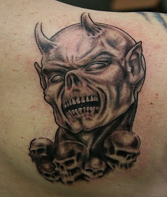 "Death Head" Skull tattoo design is hand-me-down to give details a martial 