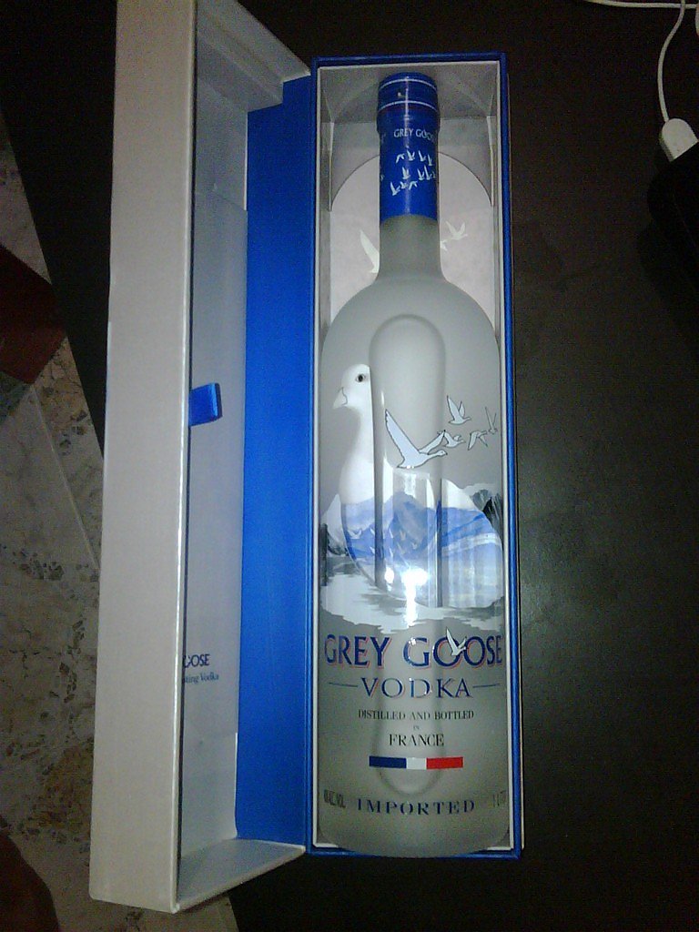 [grey+goose.jpg]