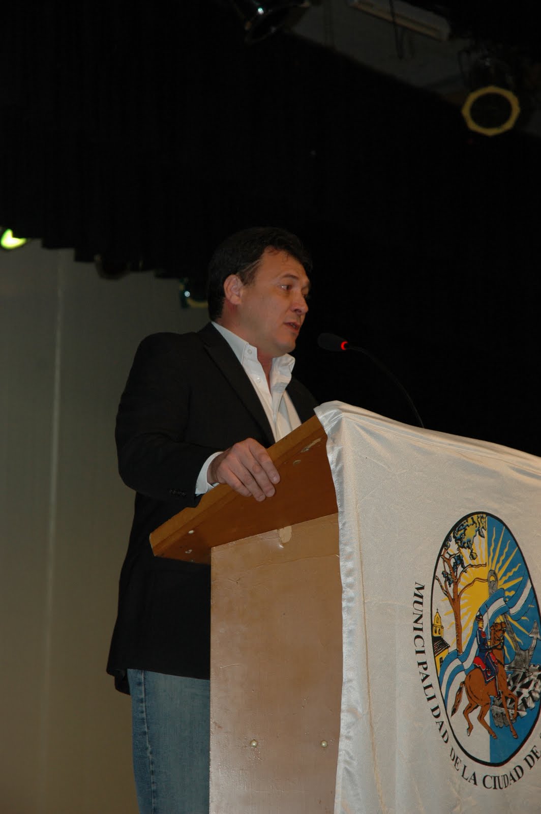 [DSC_0011.JPG]