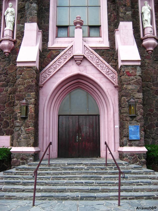 [Pink+Church+door1.JPG]