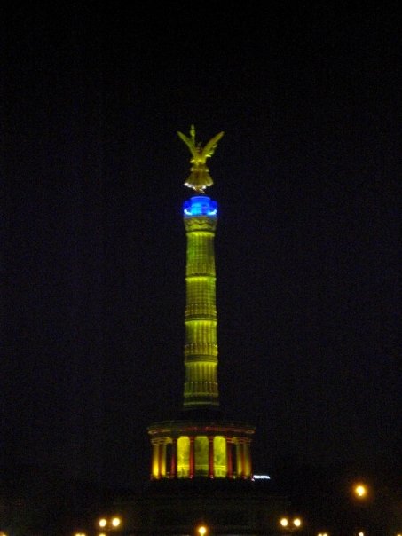 [n691816717_2217361_3681.jpg]