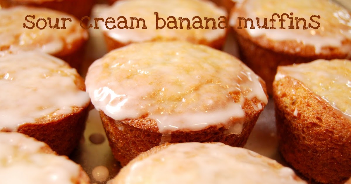See Jane in the kitchen Sour Cream Banana Muffins