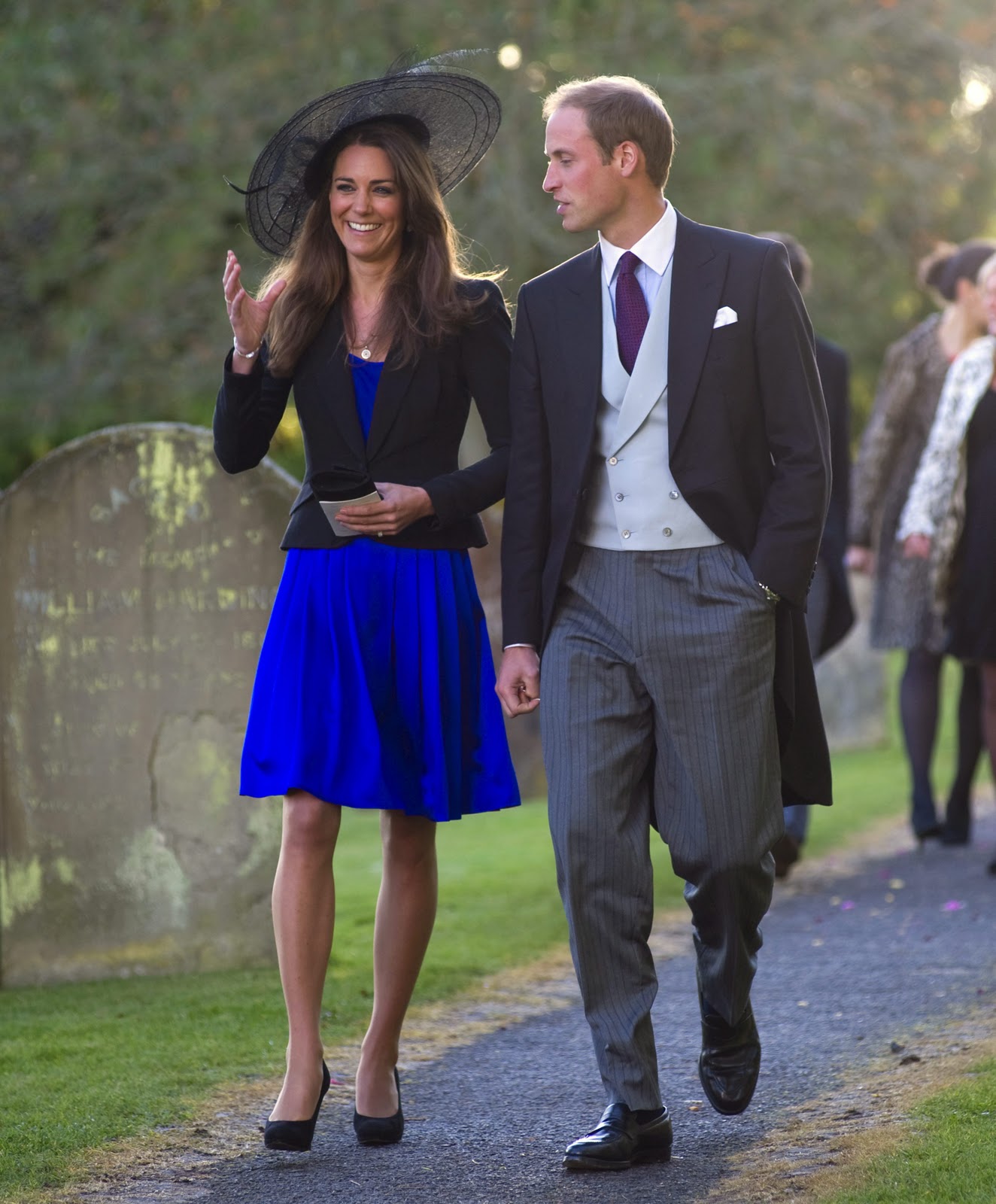 http://1.bp.blogspot.com/_xZSF_Bwqm48/TQbhqQNbtvI/AAAAAAAAAkA/Yao-fEpPK_o/s1600/kate-middleton.jpg