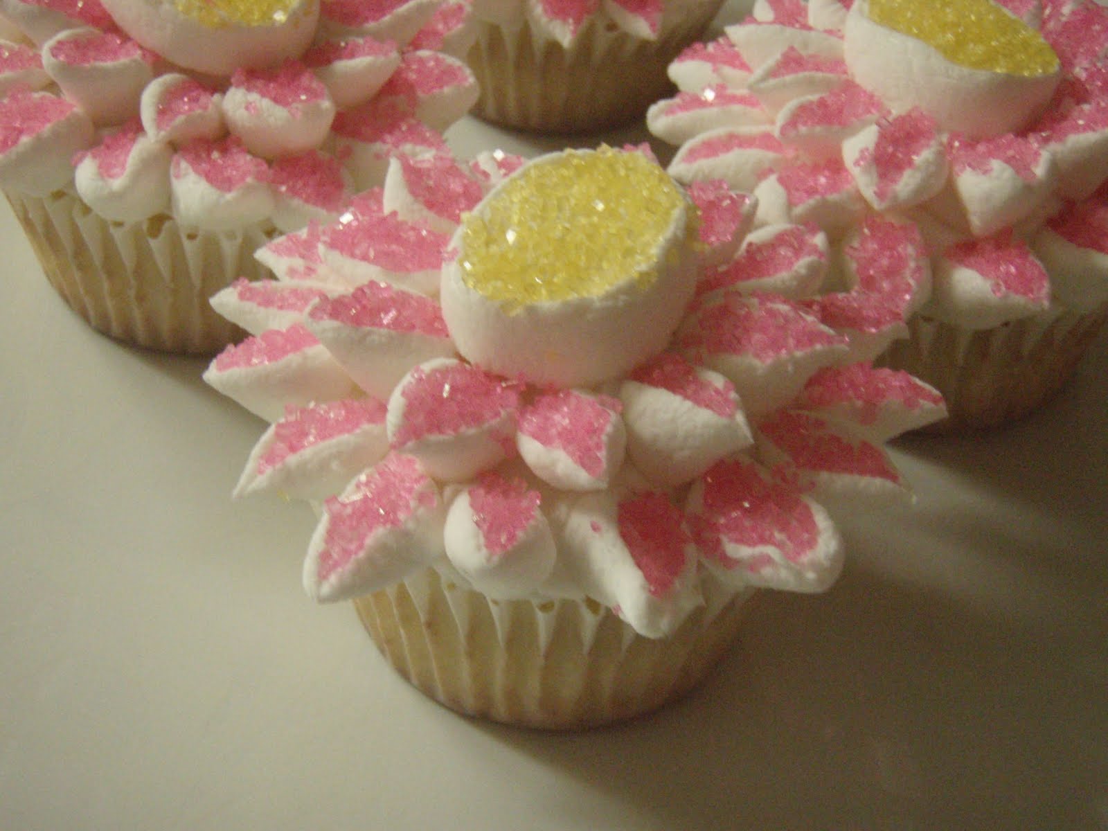 Brandy’s Creations Marshmallow Flower Cupcakes