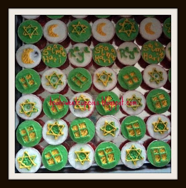 MINI RAYA CUPCAKES