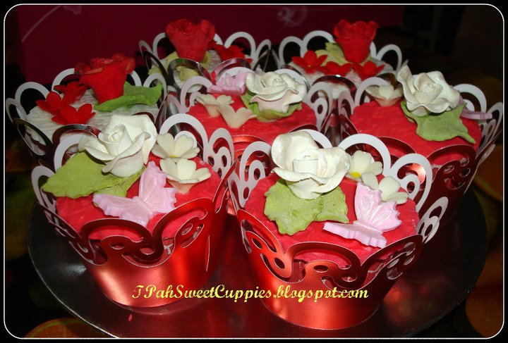 Red & White Cupcakes in Design Wrappers