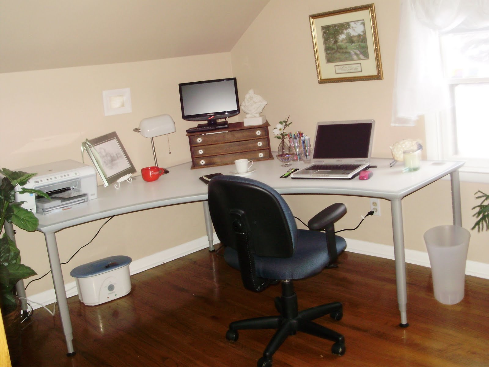 [Office+034.jpg]
